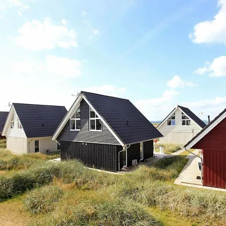 Holiday home Two-bedroom In 3 *