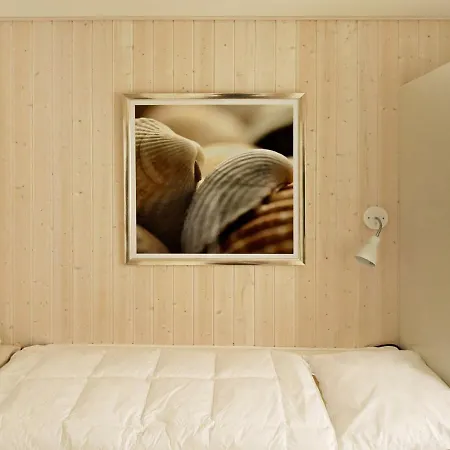Holiday home Two-bedroom In 3