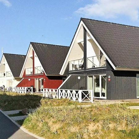 Two-bedroom In 3 *